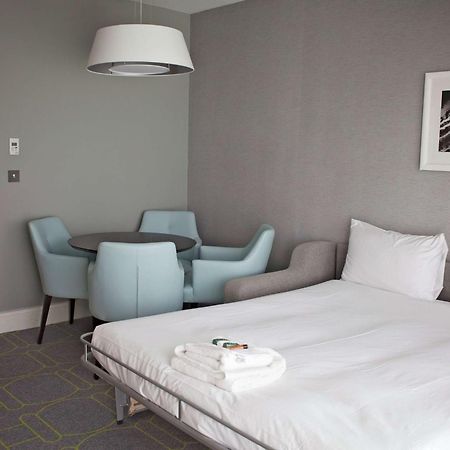 Отель Hilton Southampton - Utilita Bowl Экстерьер фото
